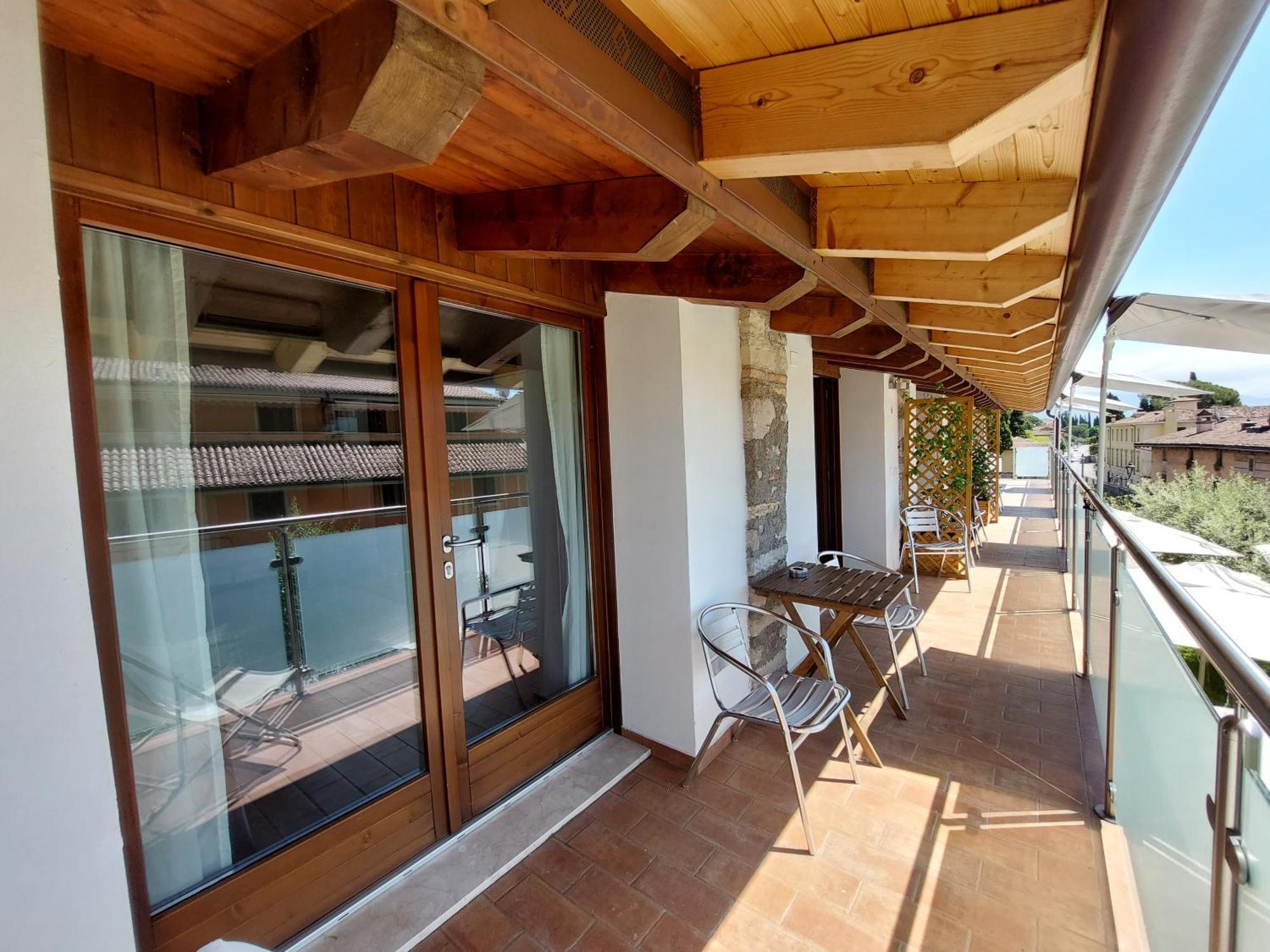 Pizzocolo Resort Fasano Gardone Riviera Exterior foto